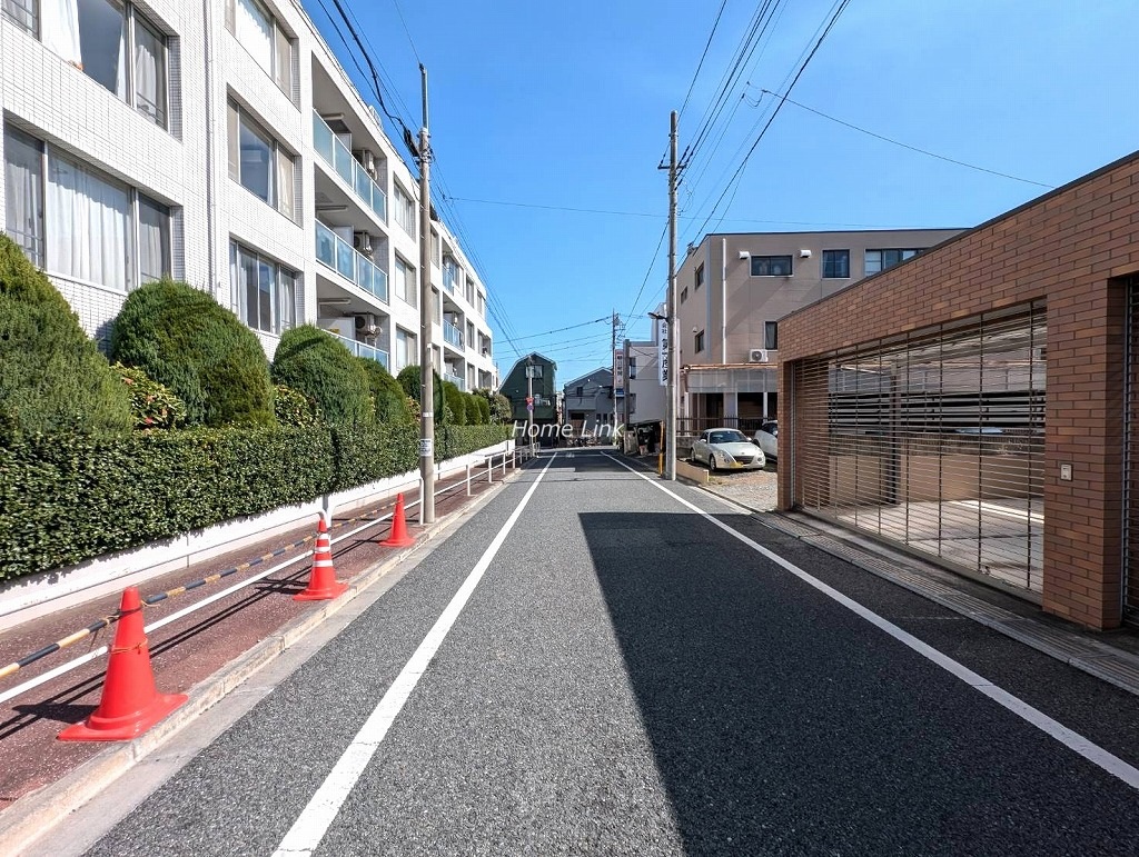 東建ニューハイツ成増　南西側 前面道路